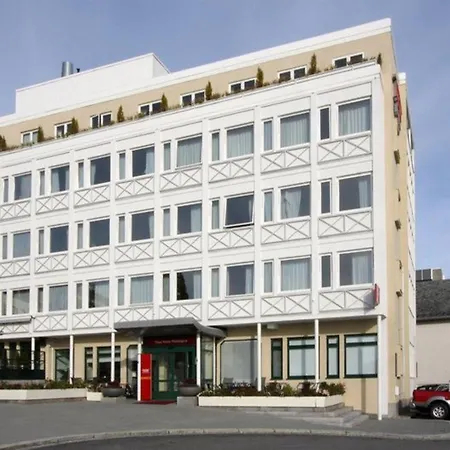 Thon Moldefjord Hotel 3*