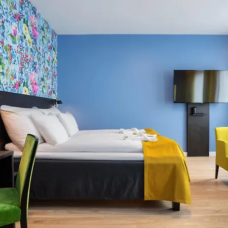 Thon Moldefjord Hotel 3*