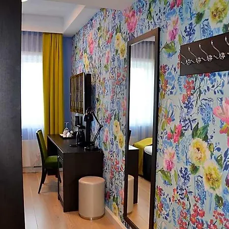 Hotel Thon Moldefjord 3*