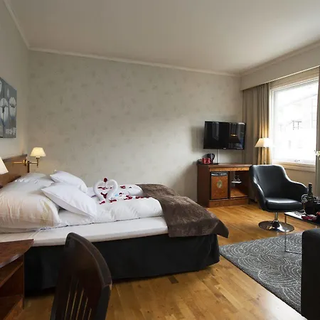 Hotel Thon Moldefjord 3*
